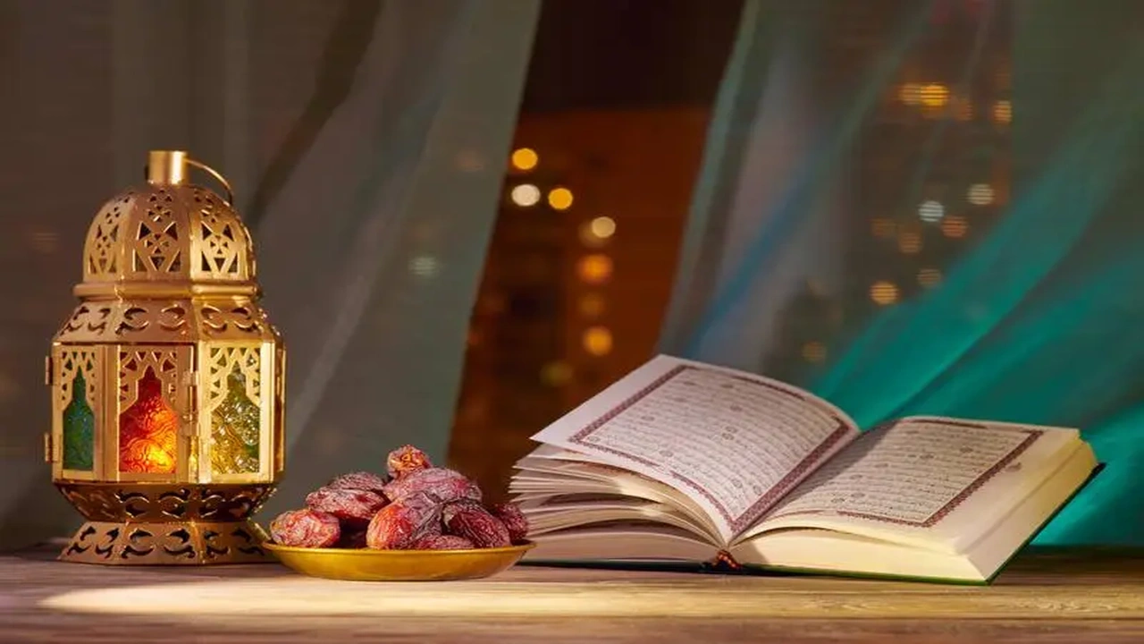 هنصوم كام ساعة في رمضان؟! رسميًا.. هذه عدد ساعات الصيام في مصر    