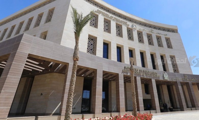 التربية والتعليم تحدد ضوابط تطبيق الحد الأدنى لأجور المعلمين