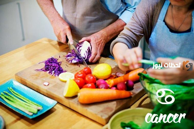 النظام الغذائي المناسب لبرج السرطان 2024 