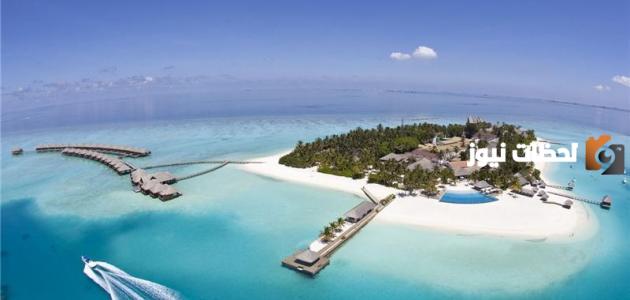 أين تقع جزر سيشل وما هي مساحتها؟