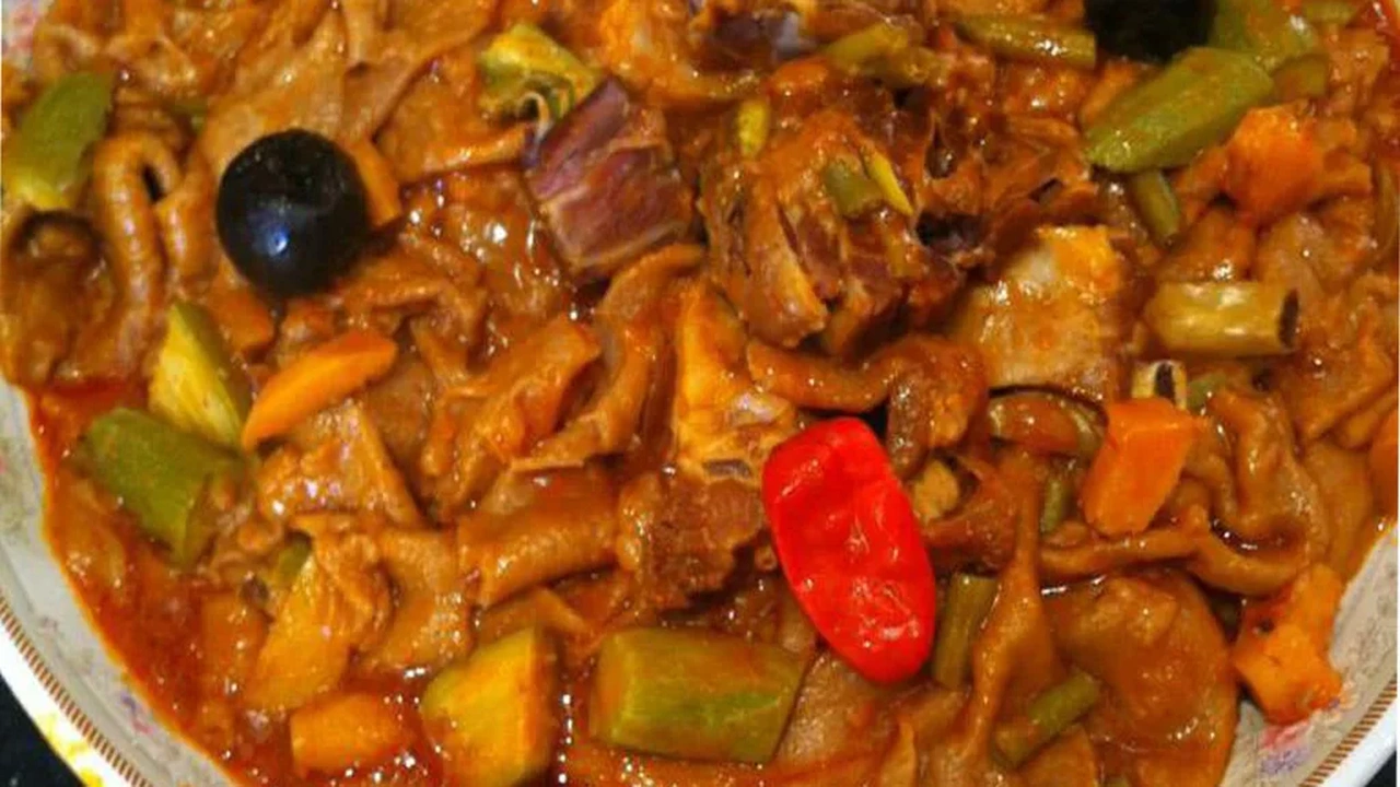 المرقوق والمطازيز.. أكلات رمضانية سعودية مشهورة في الرياض ولها الأولوية على المائدة    