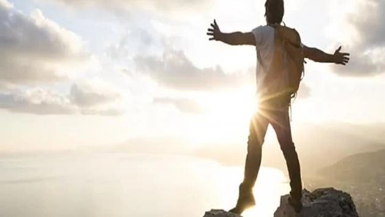 خواطر وحكم قصيرة عن الحياة جميلة جدا    