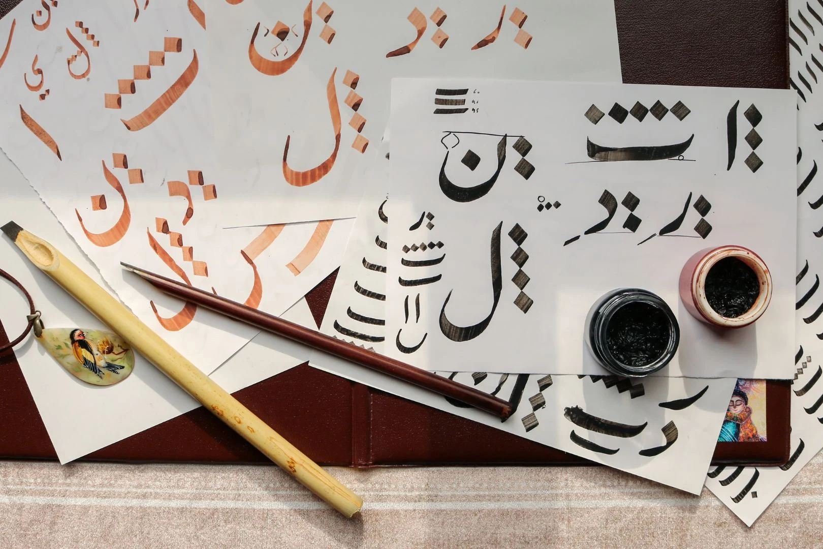 كيف تتعلم الشعر الحر وهل للشعر الحر قواعد أم لا؟!